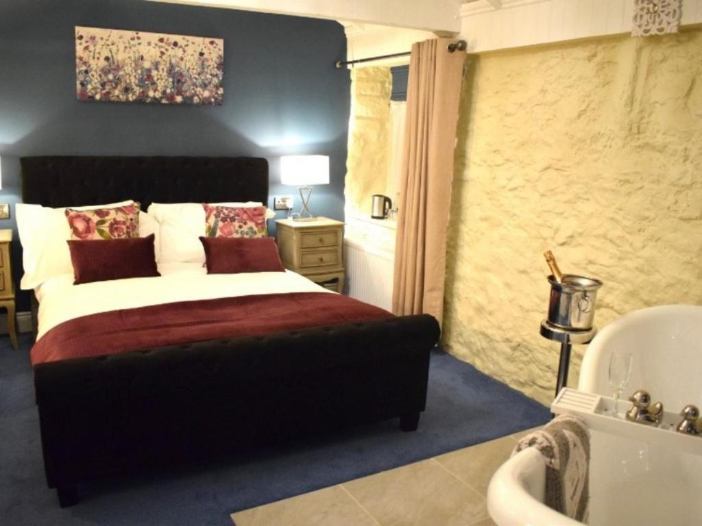 The Mendip Inn Binegar Room photo